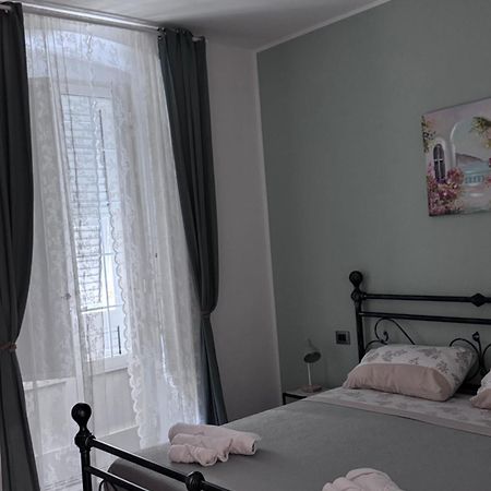 B&B Poesia Affittacamere タラント エクステリア 写真